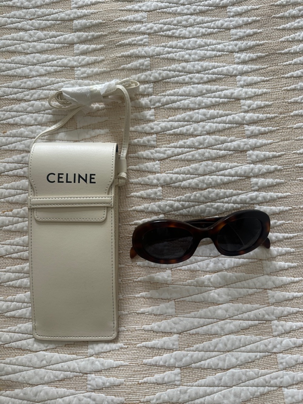 Celine Triomphe 52MM Oval Sunglasses & rare White sunglass case crossbody